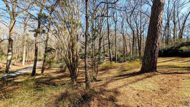 1068 Lamar Road, Macon, GA 31210