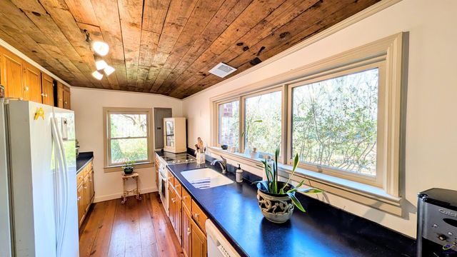 1068 Lamar Road, Macon, GA 31210