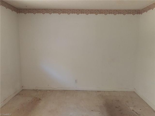 1546 Harvest Drive, Winston-salem, NC 27101