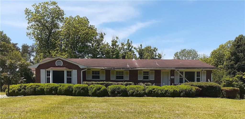 1546 Harvest Drive, Winston-salem, NC 27101