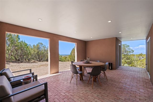 722 Gonzales Road, Santa Fe, NM 87501