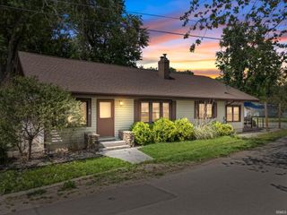 38 EMS T32C Lane, Leesburg, IN 46538