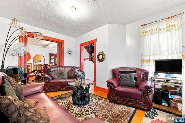 26 Lincoln Street, Passaic, NJ 07055