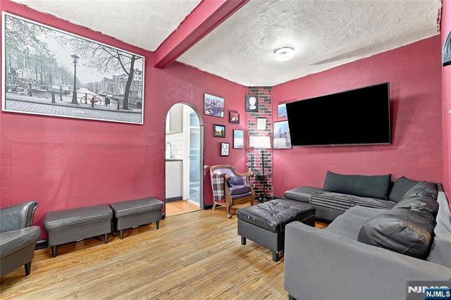 26 Lincoln Street, Passaic, NJ 07055