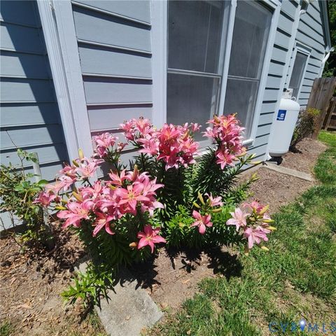 143 Arlington Sq, Ashland, VA 23005