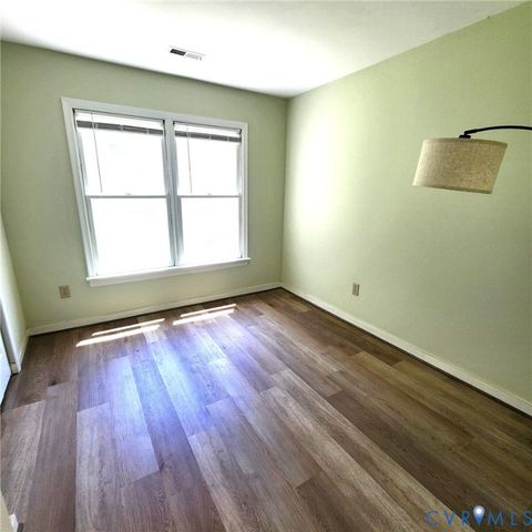 143 Arlington Sq, Ashland, VA 23005