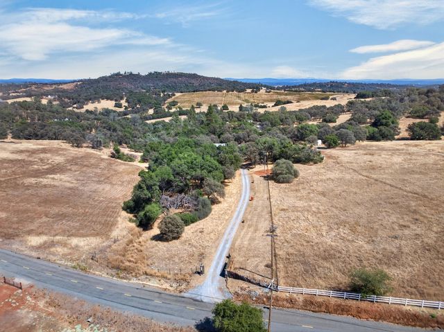 6161 Gallagher Rd, Pilot Hill, CA 95664