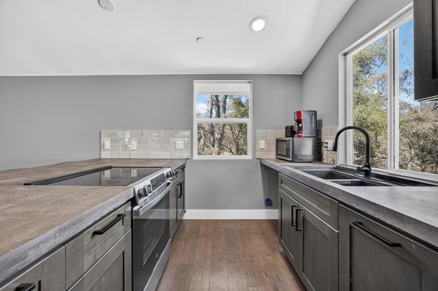6161 Gallagher Rd, Pilot Hill, CA 95664