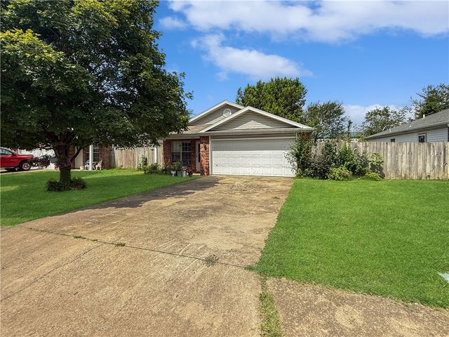 746 Locust Street, Springdale, AR 72762
