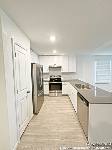 3821 Far Horizon, Seguin, TX 78155