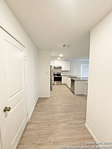 3821 Far Horizon, Seguin, TX 78155