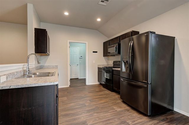 912 Klare Lane, Midwest City, OK 73130