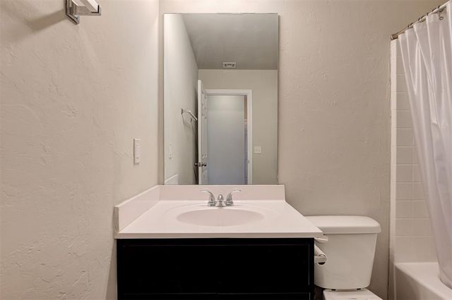 912 Klare Lane, Midwest City, OK 73130