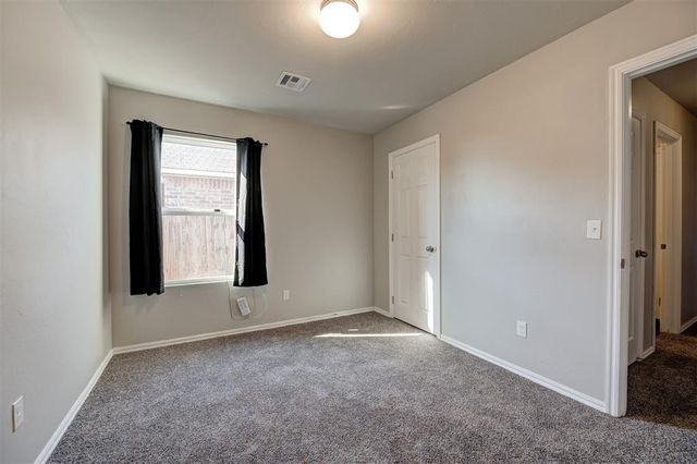 912 Klare Lane, Midwest City, OK 73130