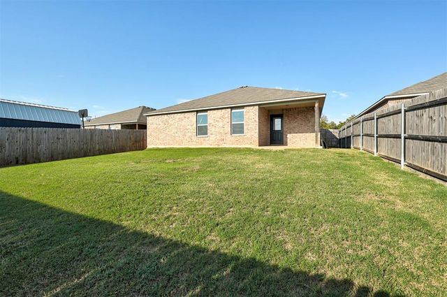 912 Klare Lane, Midwest City, OK 73130