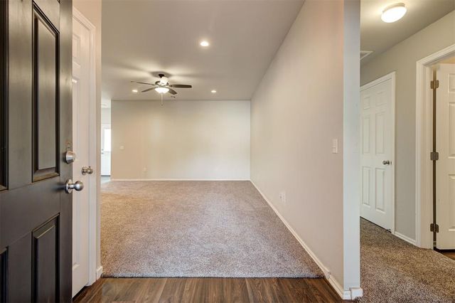 912 Klare Lane, Midwest City, OK 73130