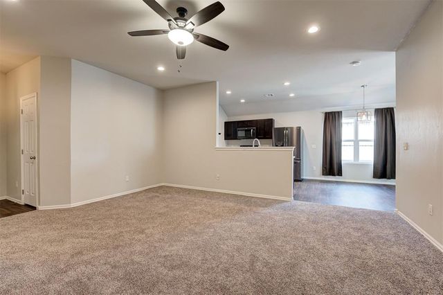 912 Klare Lane, Midwest City, OK 73130