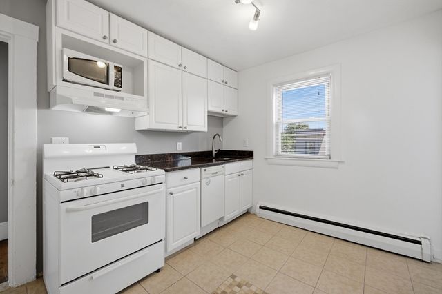 195 Concord Avenue 11, Cambridge, MA 02138