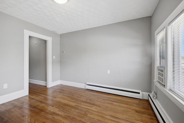 195 Concord Avenue 11, Cambridge, MA 02138