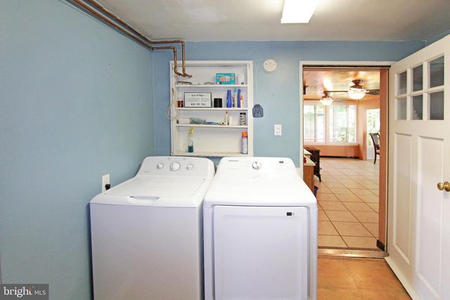 513 CHERRY TREE RD, Aston, PA 19014