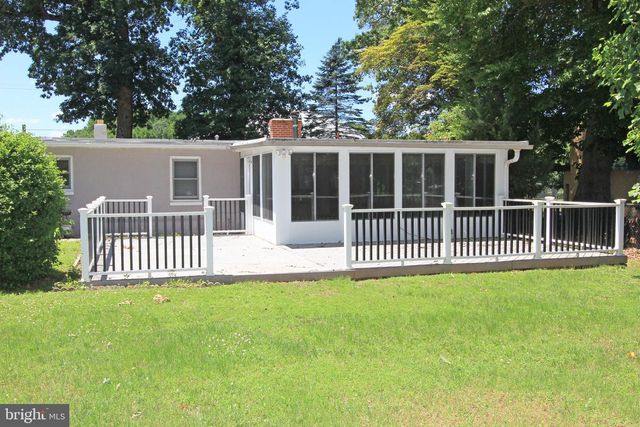 929 CHERRY TREE RD, Aston, PA 19014