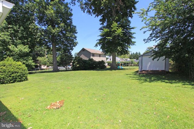 929 CHERRY TREE RD, Aston, PA 19014