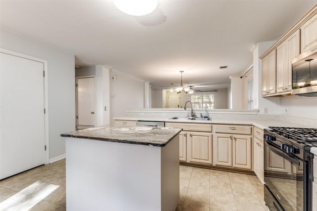 272 Tobin DR, Buda, TX 78610