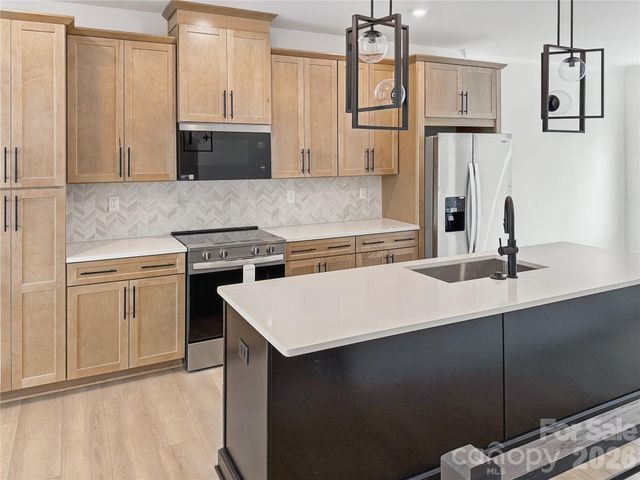 5031 Dutchess Drive 45, Charlotte, NC 28217