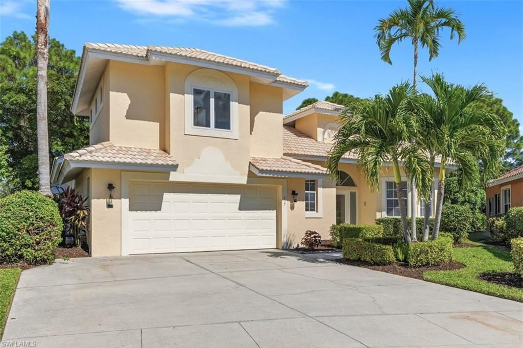 657 Soliel DR, Naples, FL 34110