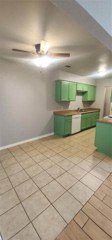 6721 Loma Vista Drive 6721 6723, Fort Worth, TX 76133