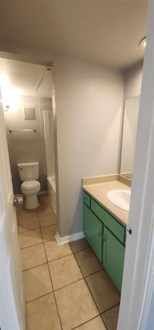 6721 Loma Vista Drive 6721 6723, Fort Worth, TX 76133