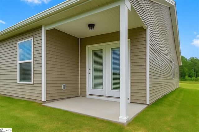 414 Rivertrace Loop, Simpsonville, SC 29680