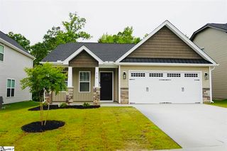 414 Rivertrace Loop, Simpsonville, SC 29680