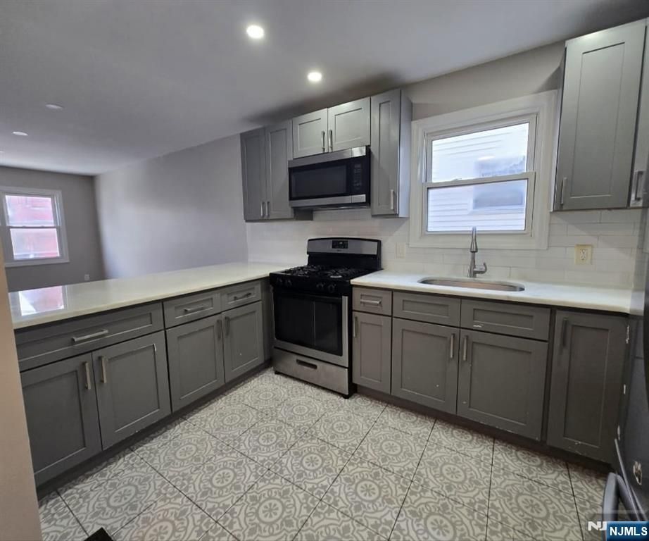 7-9 Hudson Street 2ND, Newark, NJ 07103