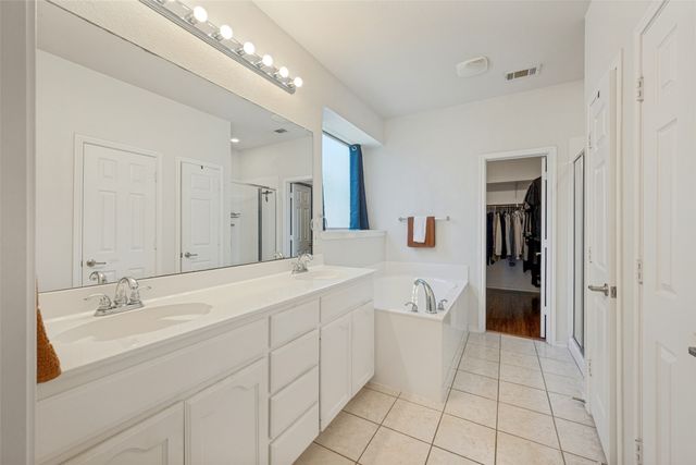 8005 Joshua Tree Court, Arlington, TX 76002