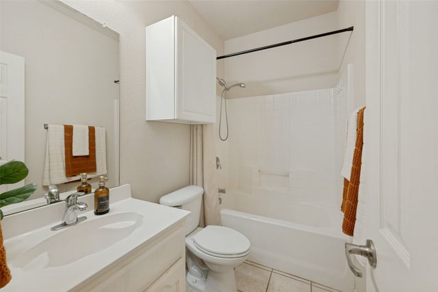 8005 Joshua Tree Court, Arlington, TX 76002
