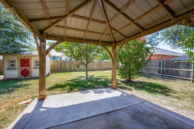 8005 Joshua Tree Court, Arlington, TX 76002