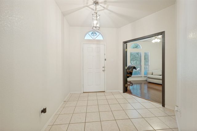 8005 Joshua Tree Court, Arlington, TX 76002
