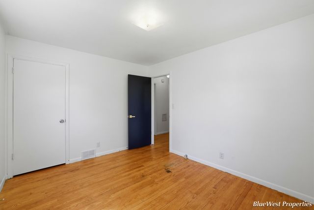 7249 Heatherwood Drive, Jenison, MI 49428