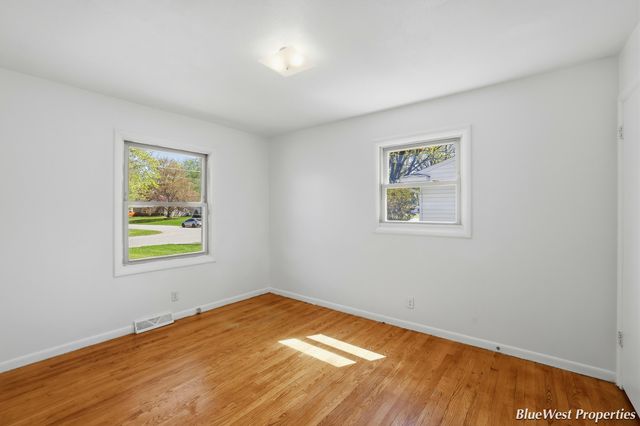 7249 Heatherwood Drive, Jenison, MI 49428
