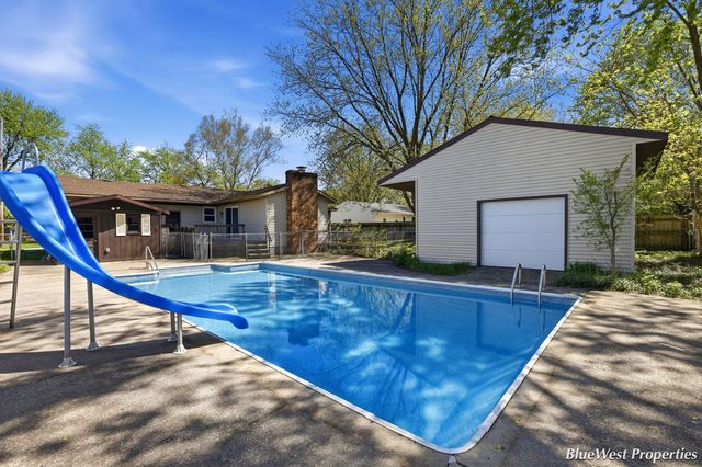 7249 Heatherwood Drive, Jenison, MI 49428