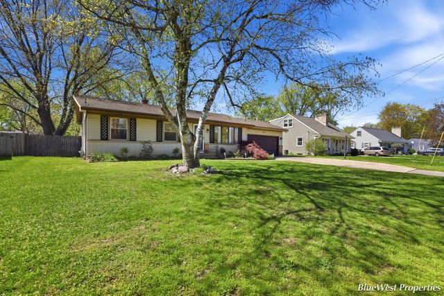 7249 Heatherwood Drive, Jenison, MI 49428