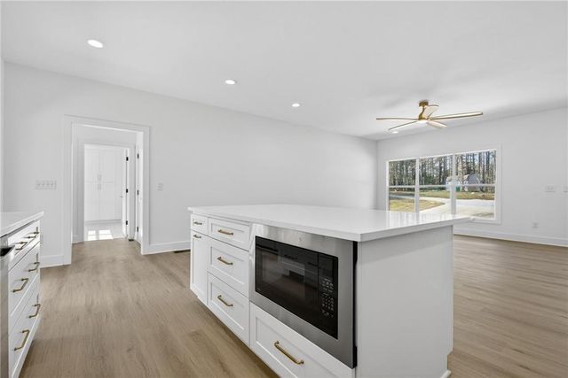 88 Carolyn Path, Rockmart, GA 30153