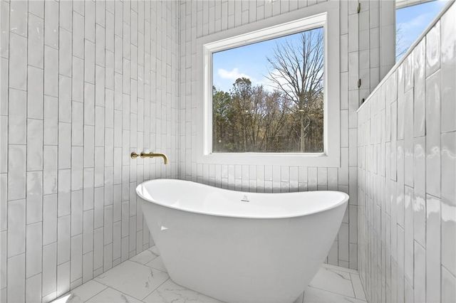 88 Carolyn Path, Rockmart, GA 30153