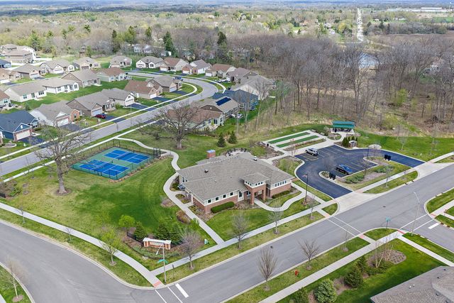 1164 Ardmoor Drive, Crystal Lake, IL 60012
