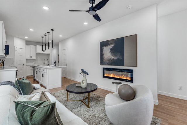 2321 Budd Street, Dallas, TX 75215