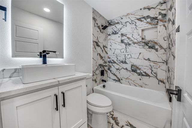 2321 Budd Street, Dallas, TX 75215