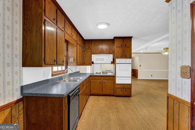 2738 Odum Street, Snellville, GA 30078