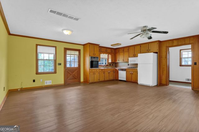 2738 Odum Street, Snellville, GA 30078