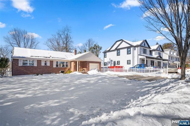 219 Farview Avenue, Paramus, NJ 07652